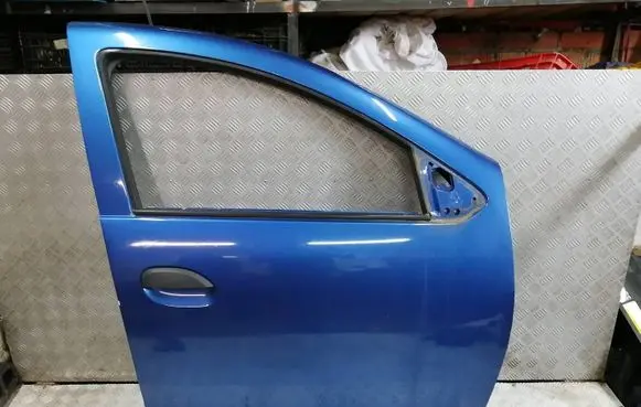 Dacia Logan II Front door