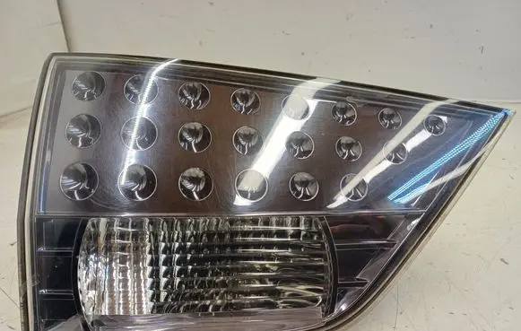Mitsubishi Outlander Tailgate rear/tail lights 1146356L