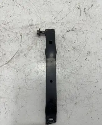Porsche Macan (95B) Radiator support slam panel bracket 95B805528