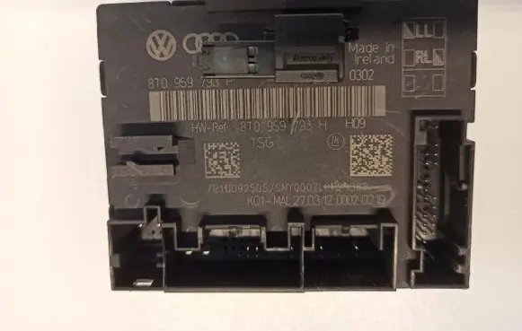 Audi A5 8T 8F Door control unit/module 8T0959793H
