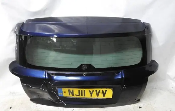 Toyota Urban Cruiser (XP110) Tailgate/trunk/boot lid