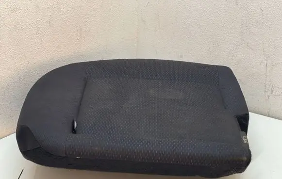 Renault Clio III Rear seat 