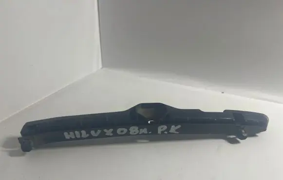Toyota Hilux (AN10, AN20, AN30) Front bumper mounting bracket 521160K011