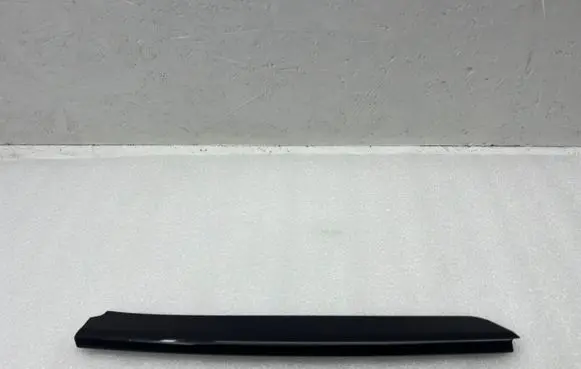 Mini One - Cooper F56 F55 Rear side glass trim 7328874