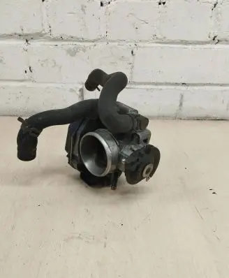 Audi A4 S4 B5 8D Throttle valve