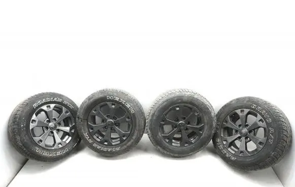 Mitsubishi L200 R18 alloy rim 