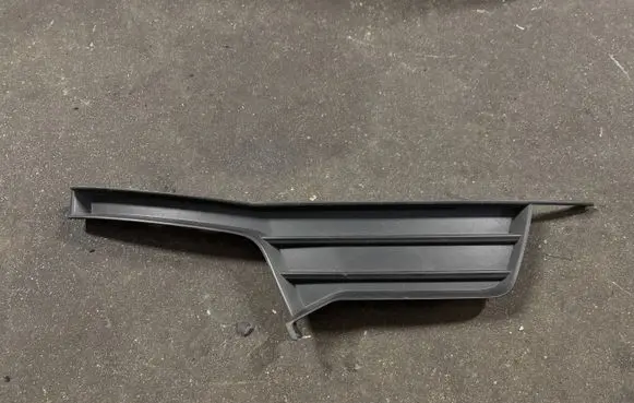 Audi A3 S3 8V Front fog light trim/grill 8V4807682C