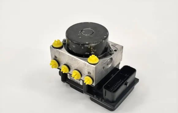 Skoda Fabia Mk2 (5J) ABS Pump 6R0614117K 6R0907379S 0265237025