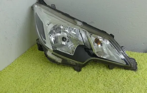 Mitsubishi Space Star Headlight/headlamp W5335