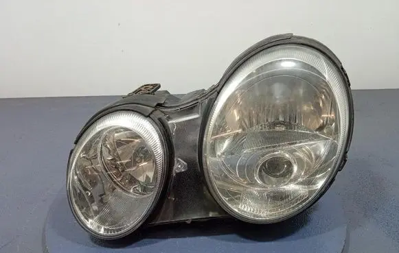 KIA Opirus Headlight/headlamp 1060401