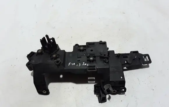 BMW 5 F10 F11 other engine part 7823478
