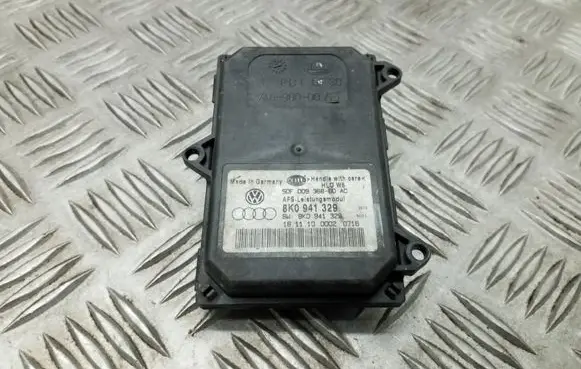 Audi A4 S4 B8 8K Light module LCM 8K0941329