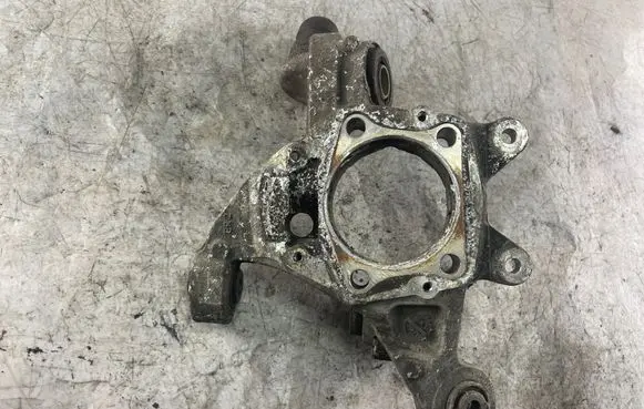 Volvo V70 Rear wheel hub spindle/knuckle 