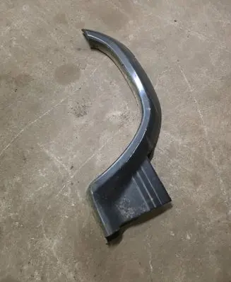 Front arch trim