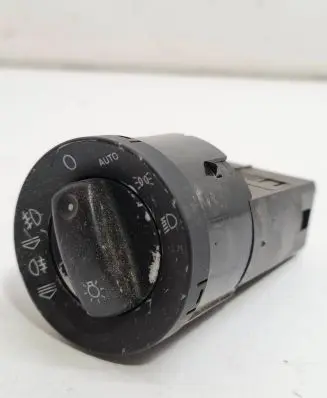 Audi A4 S4 B7 8E 8H Light switch 8E0941531D