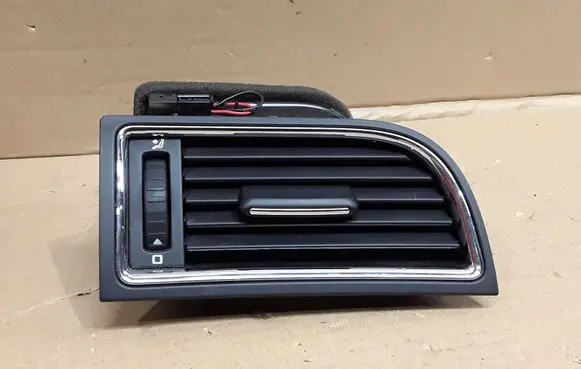 Skoda Superb B6 (3T) Dashboard side air vent grill/cover trim 3T0819702