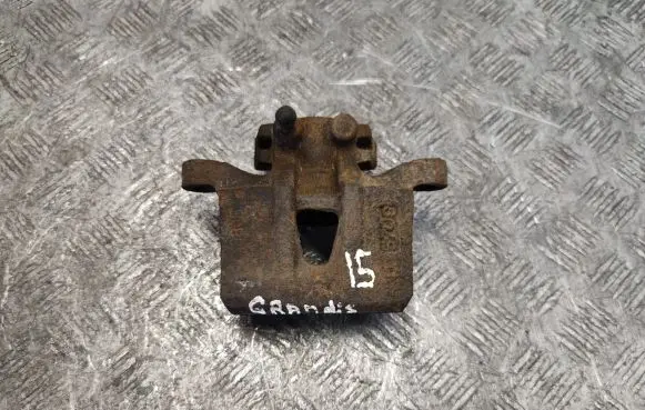 Mitsubishi Grandis Rear brake caliper