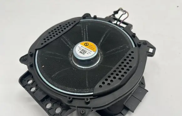 BMW X7 G07 Subwoofer speaker 2622516