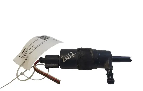 Audi A6 S6 C6 4F Windscreen/windshield washer pump 3B7955681