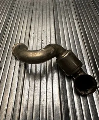 BMW 5 E60 E61 EGR valve line/pipe/hose 11712354039