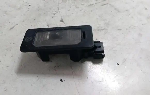 BMW 5 E60 E61 Number plate light 6372001