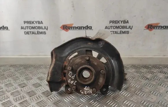 Toyota Auris 150 Front wheel hub 140307 F02R