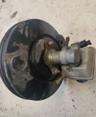 Opel Zafira B Brake booster 13142362