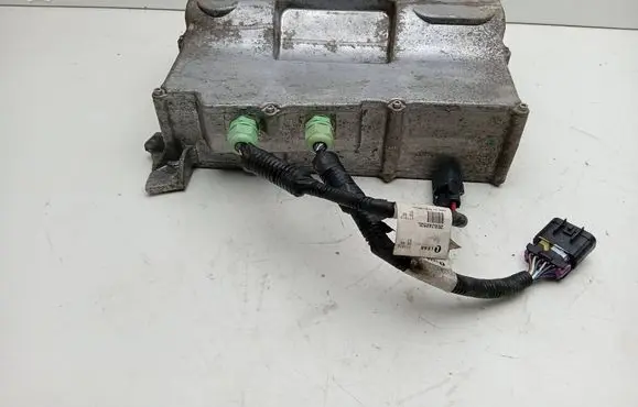Opel Ampera Voltage converter inverter 22799689 9689U