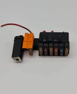 Renault Megane II Fuse module 15445991