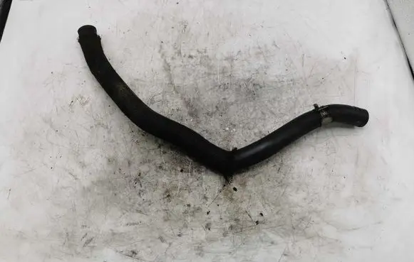 Nissan X-Trail T30 Engine coolant pipe/hose NOCODE