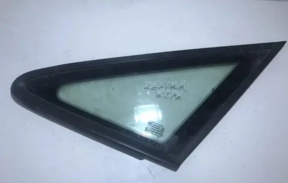 Opel Zafira A Front triangle window/glass 