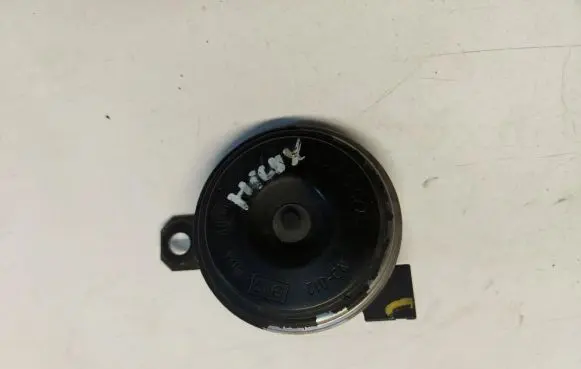 Toyota Hilux (AN120, AN130) Horn signal 86520-0k010