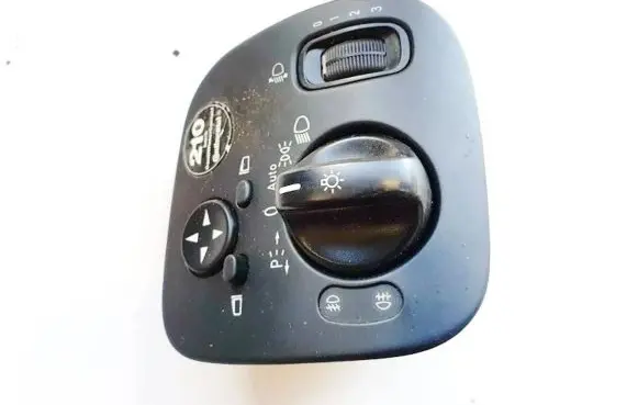 Mercedes-Benz C W203 Light switch A2035450604 04058519