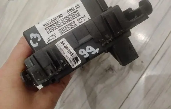 Citroen C3 BSM Control unit 9657608780