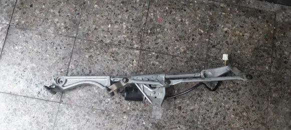 Mercedes-Benz C W203 Front wiper linkage a2038200342