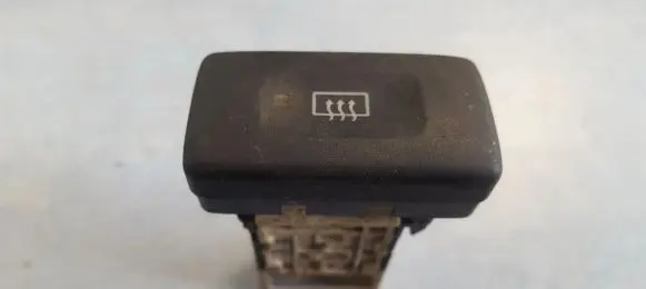 Nissan Primera Windscreen/window heater switch