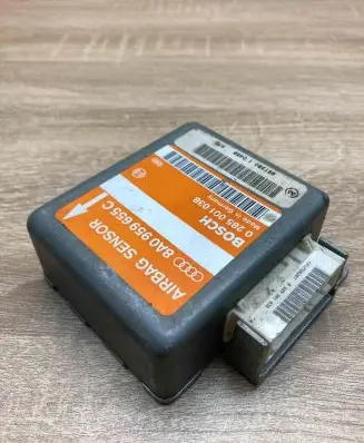 Audi A4 S4 B5 8D Airbag control unit/module 8A0959655C 0285001038 Used