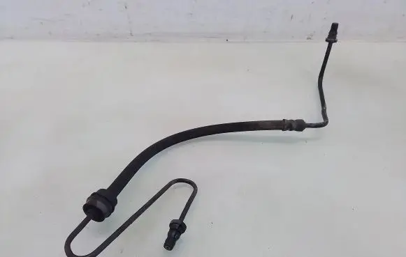 Volkswagen Golf VI Clutch pipe/line 