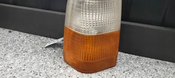 Volvo 740 Front indicator light