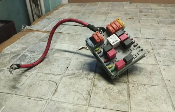Fiat Croma Fuse box set 51738101