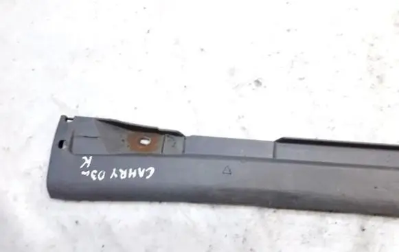 Toyota Camry Sill 7585233050 75852-33050