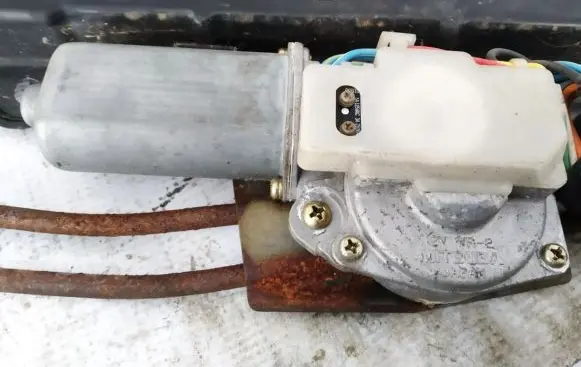 Mazda 626 Sunroof motor/actuator 