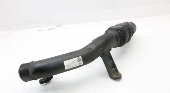 Ford Mondeo MK V Intercooler hose/pipe DS736C646DJ