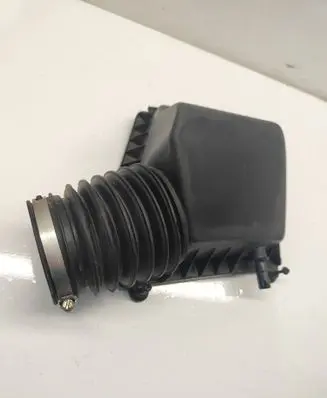 Chrysler Pacifica Air filter box cover 72142849