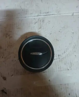 Dash center air vent grill
