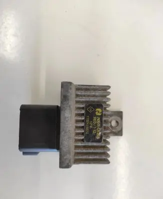 Renault Scenic I Glow plug pre-heat relay 7700115078