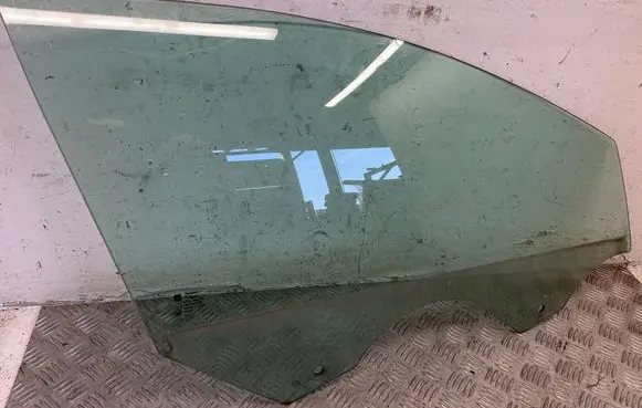 Opel Insignia A Front door window glass four-door 43R000056