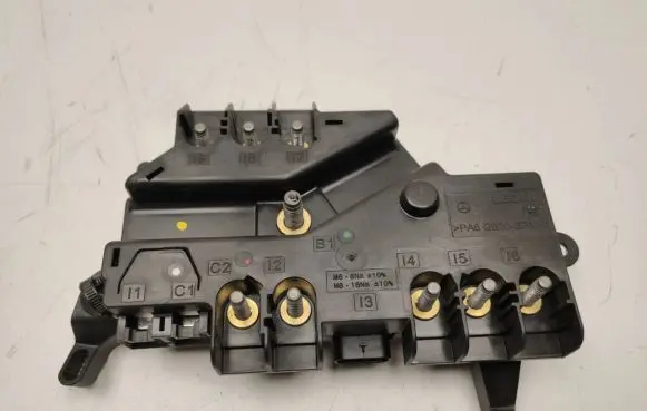 Mercedes-Benz S W222 Fuse module A2225402650