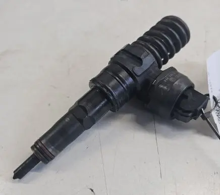 Ford Galaxy Fuel injector 038130073AK