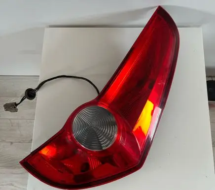 Opel Agila B Rear/tail lights 35683-52K10 04102008 89071634
